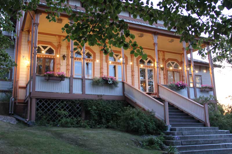 Wallilan Kartanon etupiha